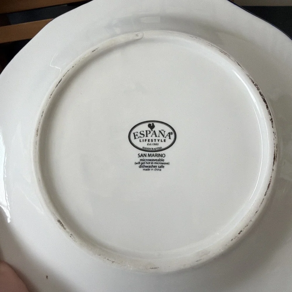 Espana Lifestyle Handcrafted SanMarino Salad 3 Plates Some Small Scratches 8.75